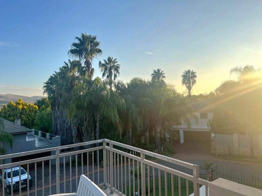 4 Bedroom Property for Sale in Caribbean Beach Club North West